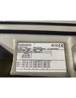 1LE15032BA240AB4-Z-InStock Motor 1LE15032BA240AB4-Z Siemens