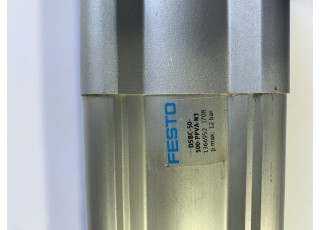 1366952-InStock Zylinder 1366952 FESTO