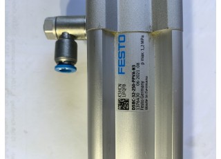 1376430-InStock Zylinder 1376430 FESTO