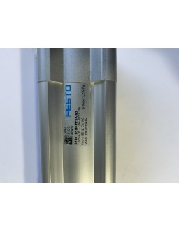 1376470-InStock Zylinder 1376470 FESTO