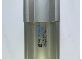 1376903-InStock Zylinder 1376903 FESTO