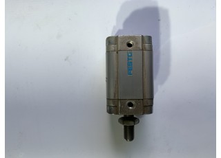 156612-InStock Zylinder 156612 FESTO
