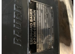 DK81207/200 L-W-InStock Motor +Reduktor DK81207/200 L-W Bauer