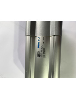 1366950-InStock Zylinder 1366950 FESTO