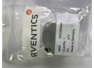 1823390044-InStock 