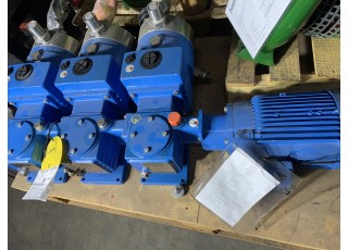 Motor: E 1302 536 5822; Pumpe: LDB 3-InStock Motor + Pumpe (3Stk.) Motor: E 1302 536 5822; Pumpe: LDB 3 Siemens +Lewa