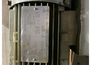 RF63eDT80N4C-InStock Motor +Reduktor RF63eDT80N4C SEW