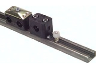 TS28X11/2 C-Tragschiene, leichte Baur. 28x11mm, Stahl, 2mtr. TS28X11/2 C-Tragschiene, leichte Baur. 28x11mm, Stahl, 2mtr.